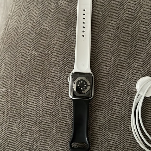 Apple Watch Series 6 40 mm - Picture 2 of 5